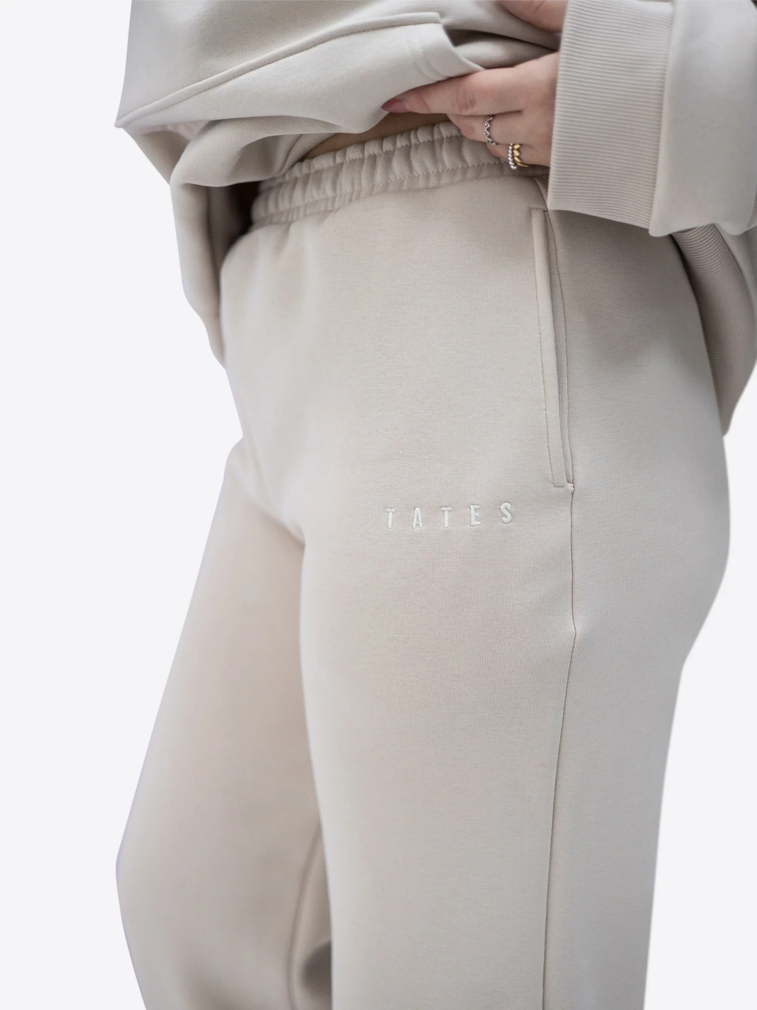 Jogginghose mit weitem Bein – Beige - Image 4