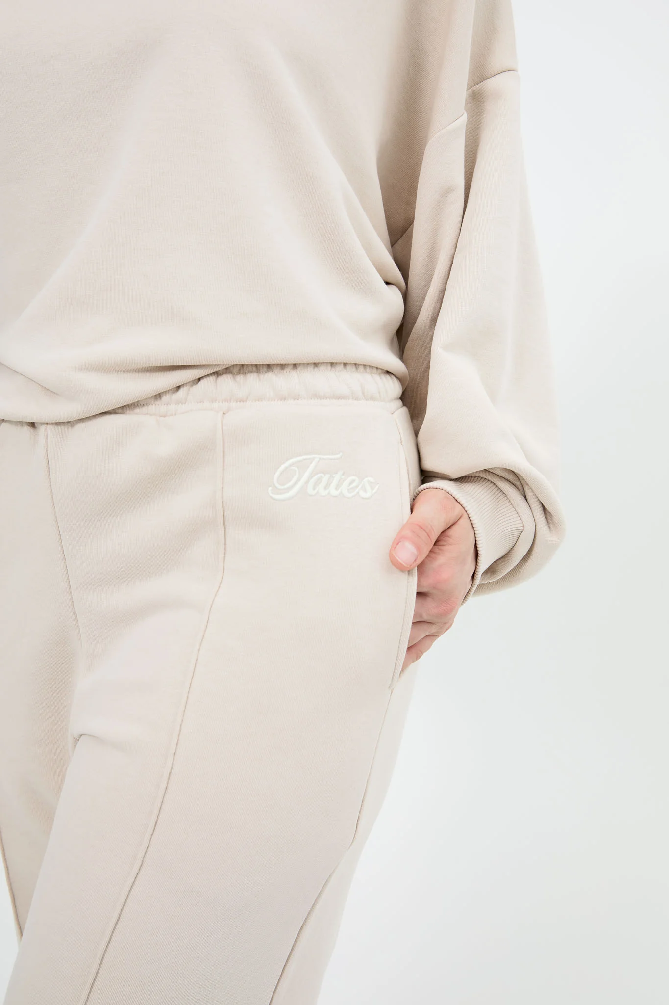 Light Jogginghose mit Biese – Beige - Image 3