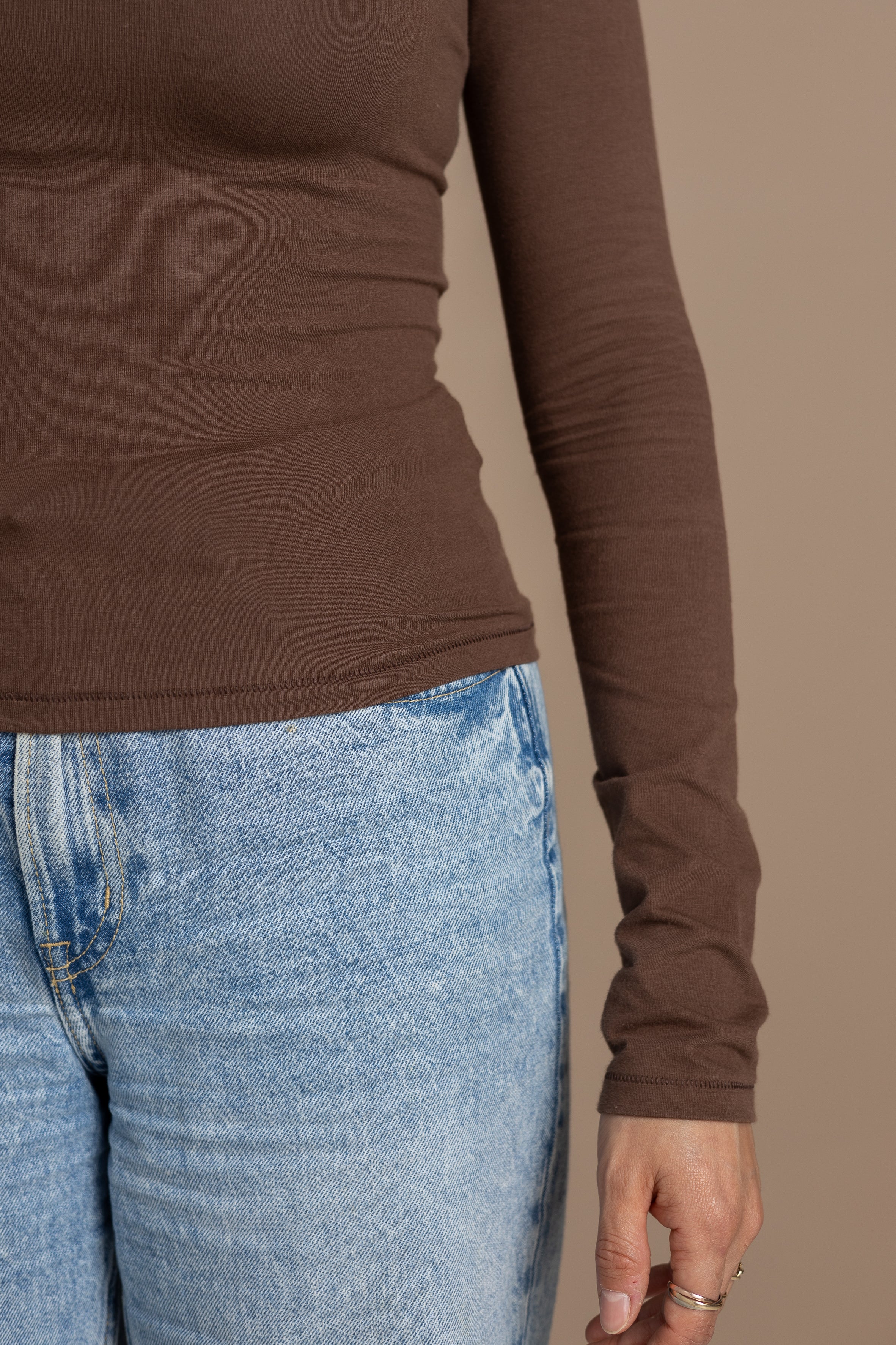 Slim Longsleeve – Chocolate - Image 4
