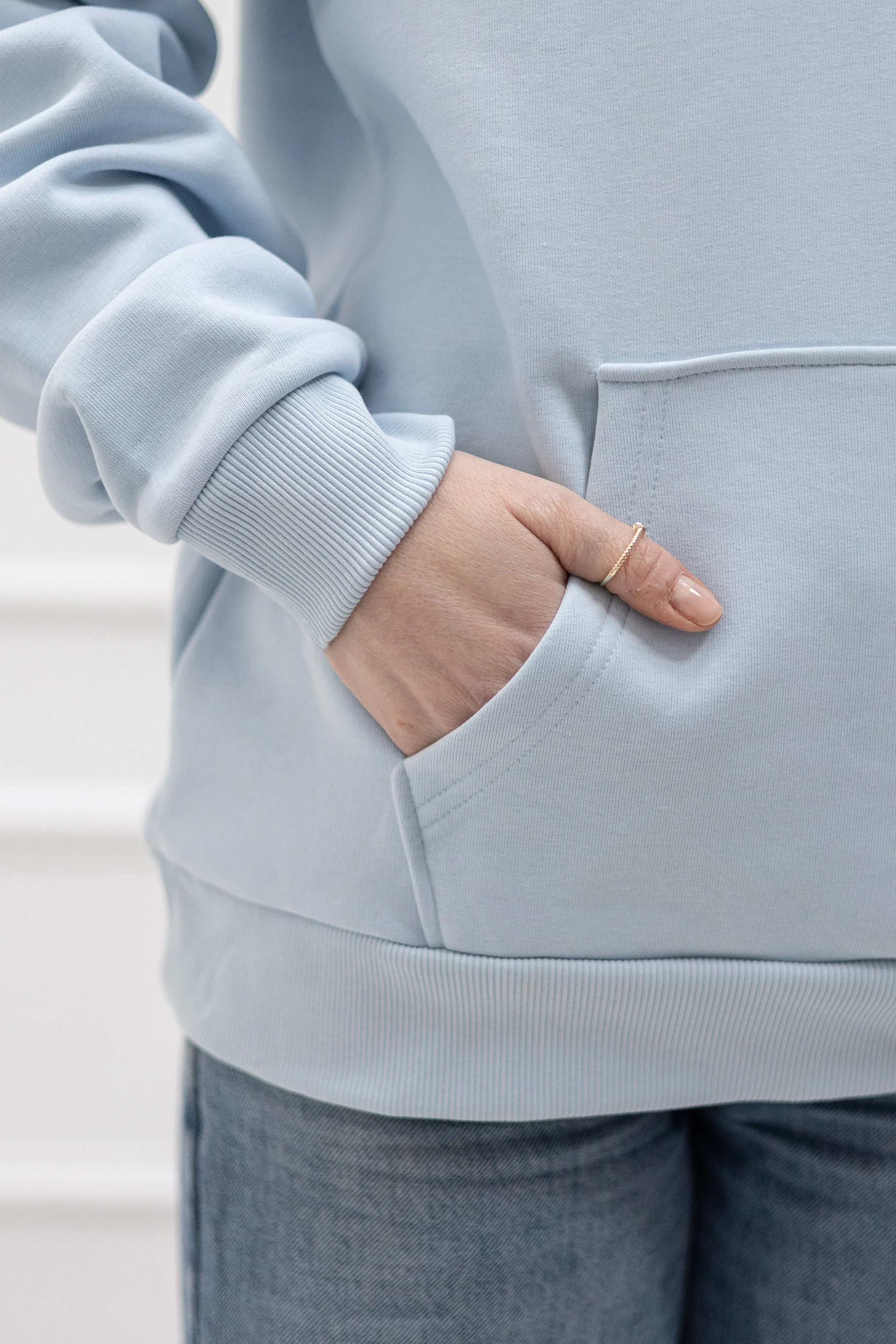 Regular Waistband Hoodie "I allow myself" – Hellblau - Image 4