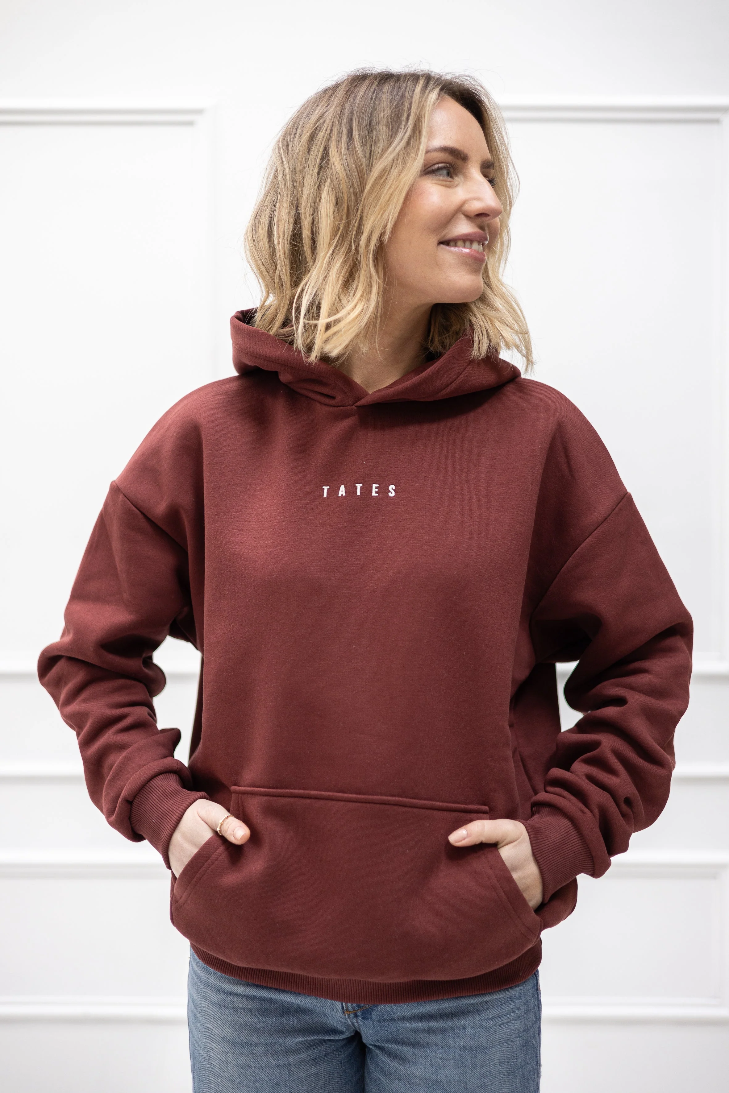 Regular Waistband Hoodie "Love letter" – Bordeaux - Image 2