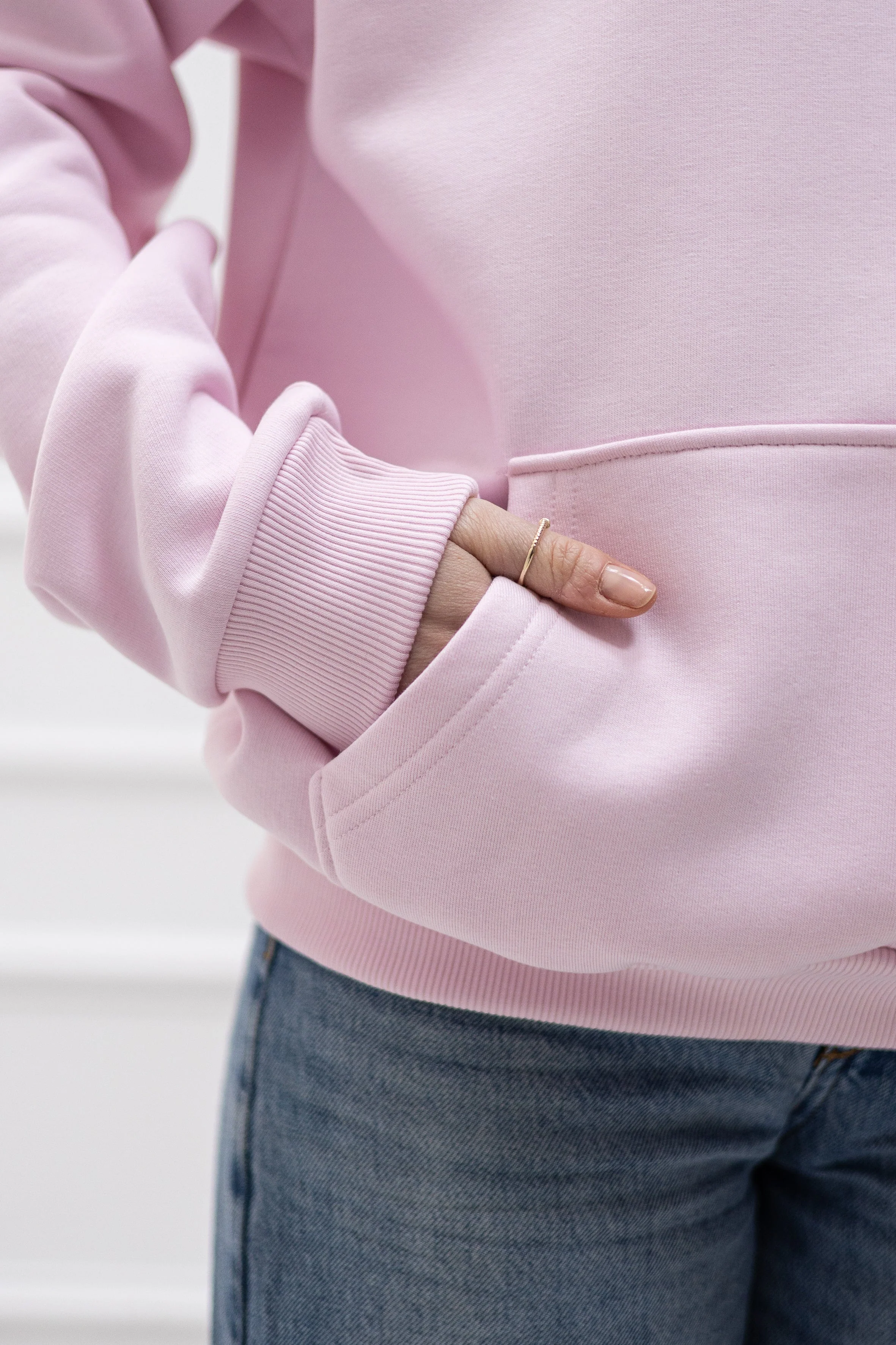 Regular Waistband Hoodie "Love letter" – Rosa - Image 4
