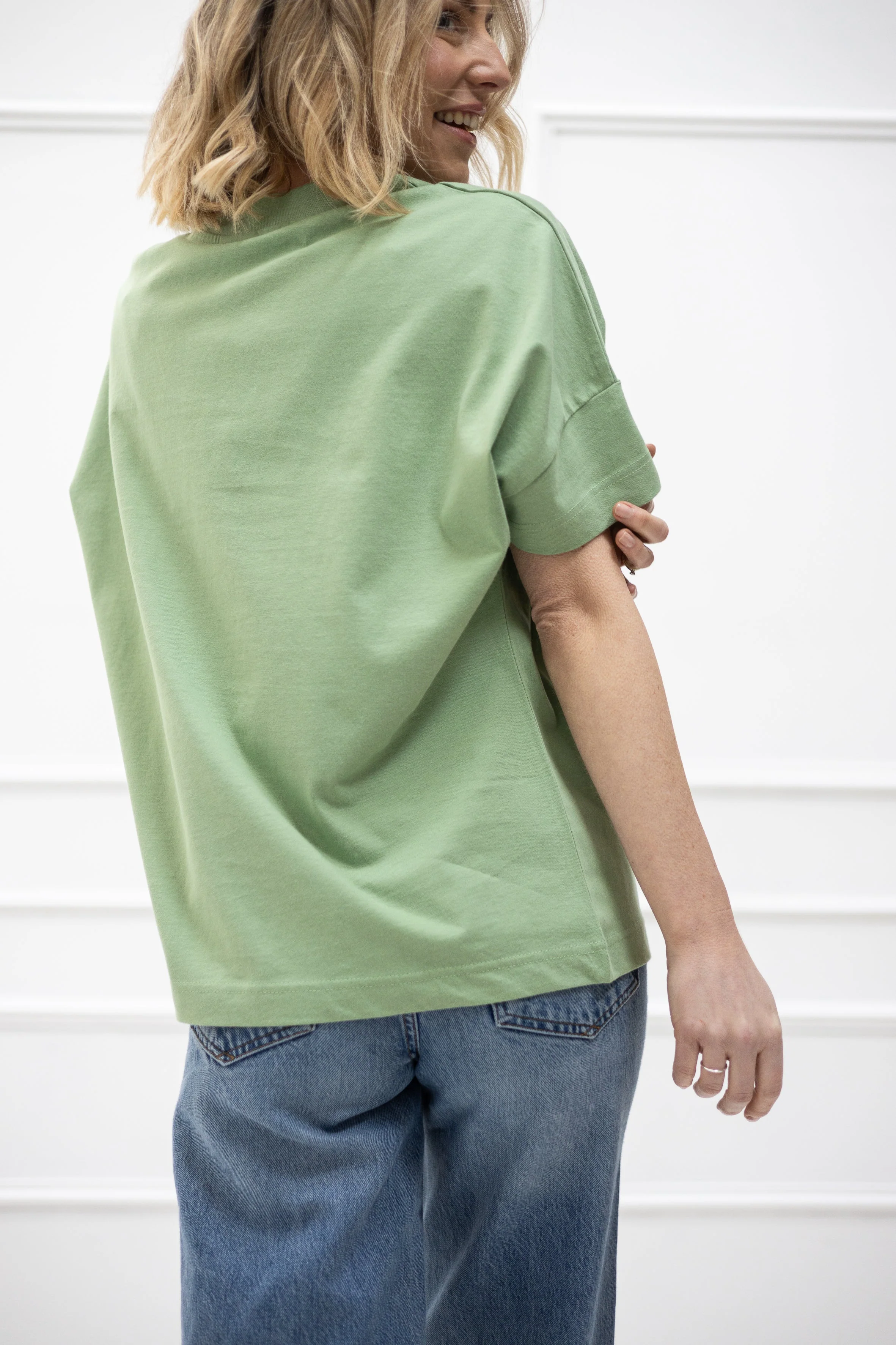 Oversized T-Shirt 1.0 – Matcha - Image 2