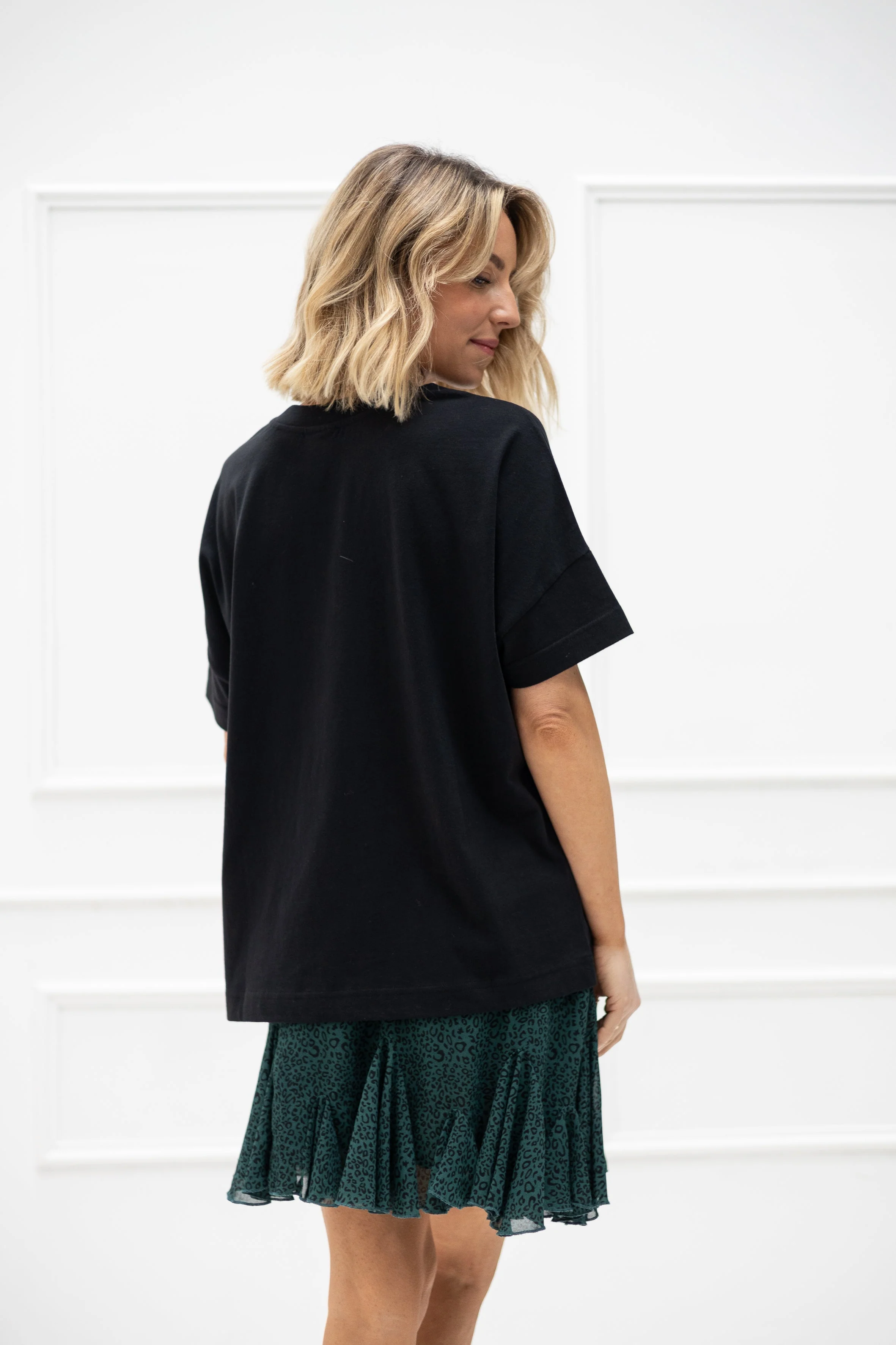 Oversized T-Shirt 1.0 – Schwarz - Image 2