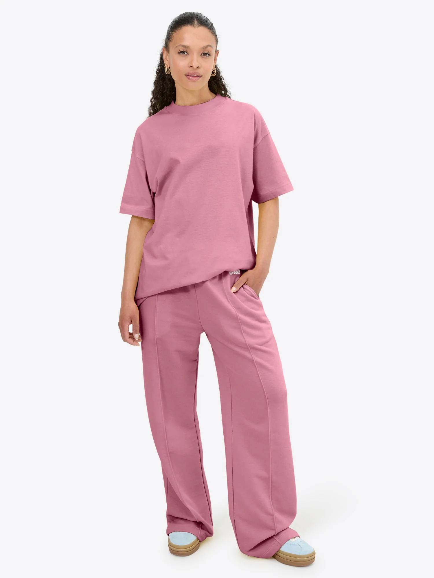 Oversized T-Shirt 2.0 – Rouge - Image 3