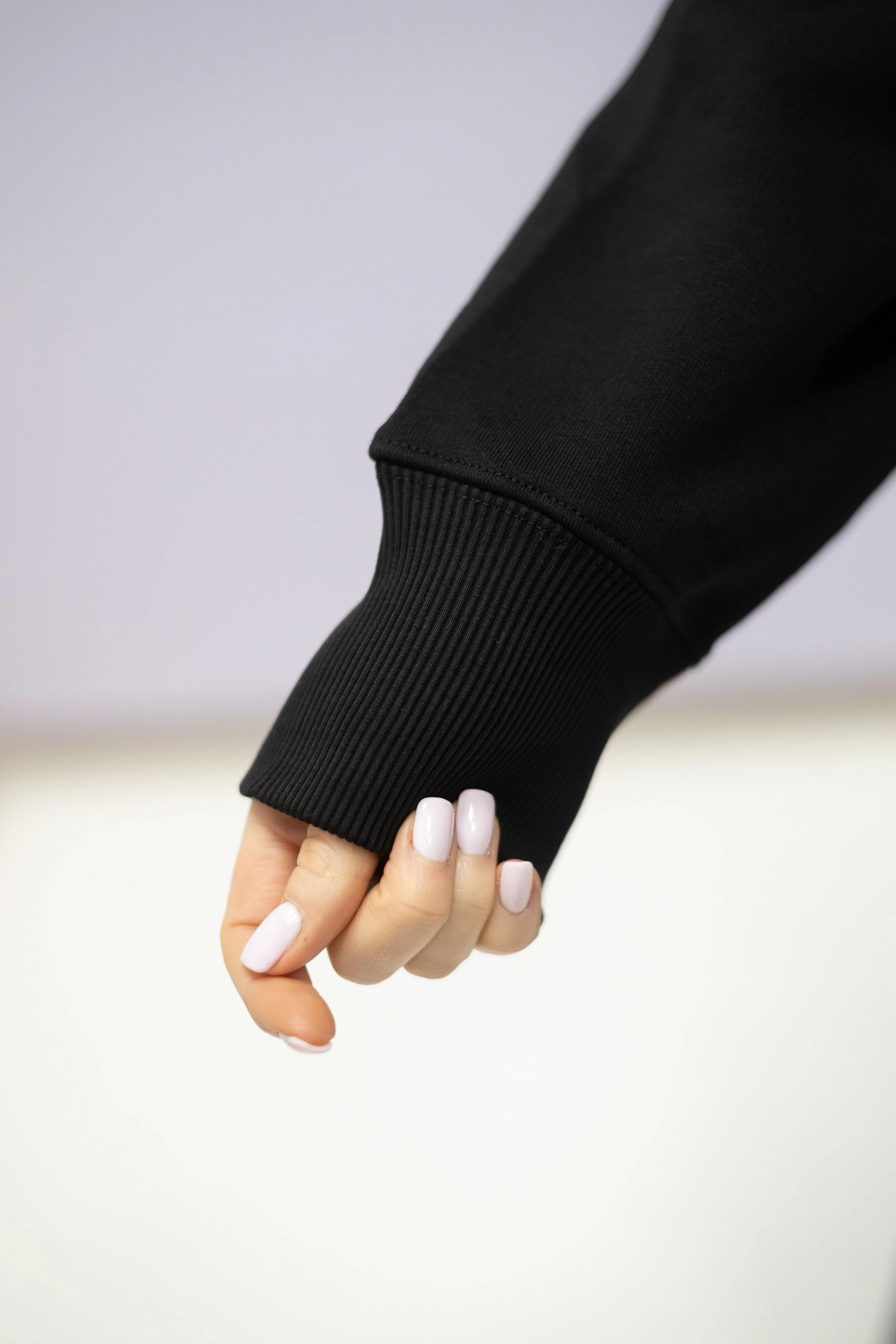 Sweater (Oversized) "I made you coffee" – Schwarz - Image 4