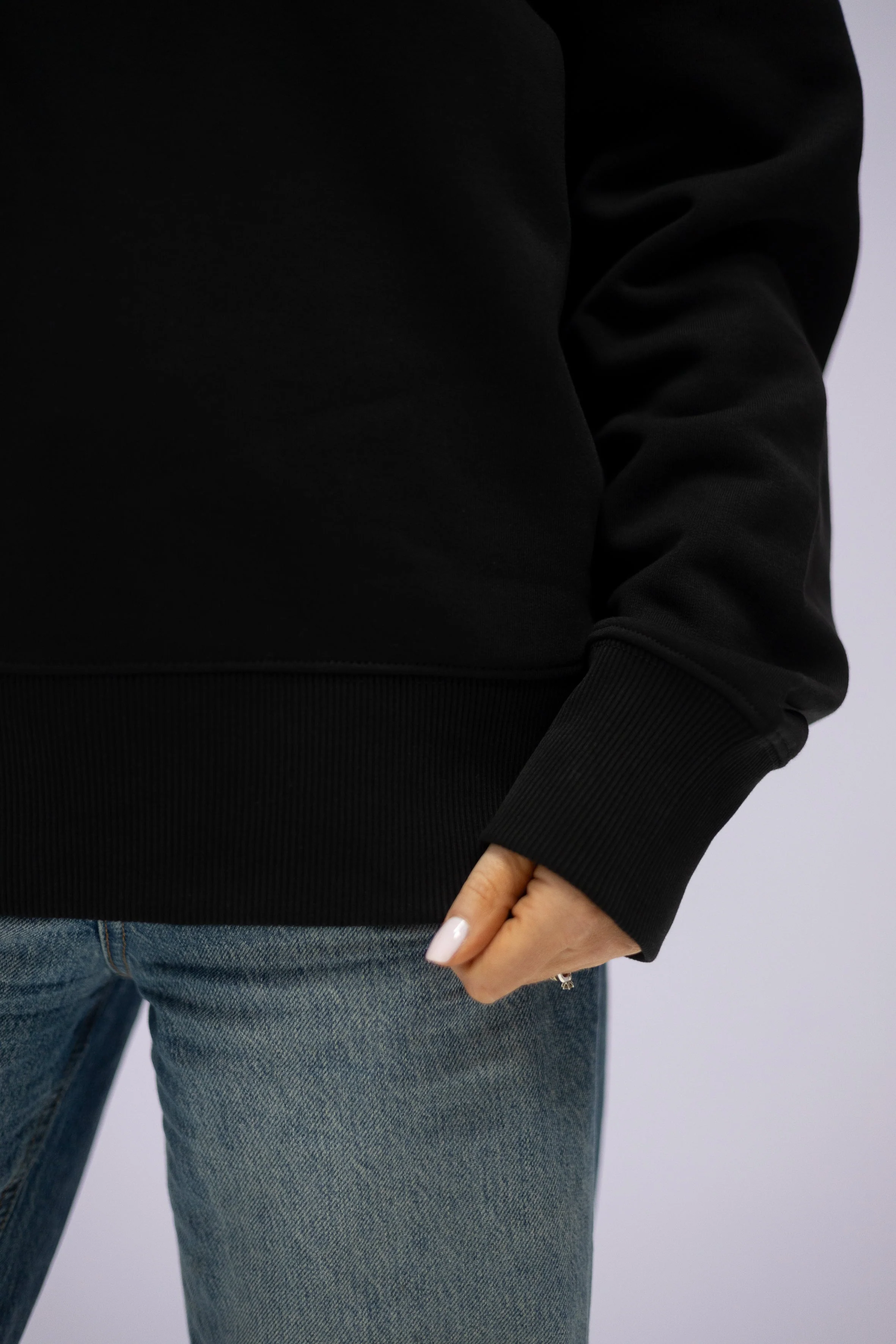 Sweater (Oversized) "NYC" – Schwarz - Image 4