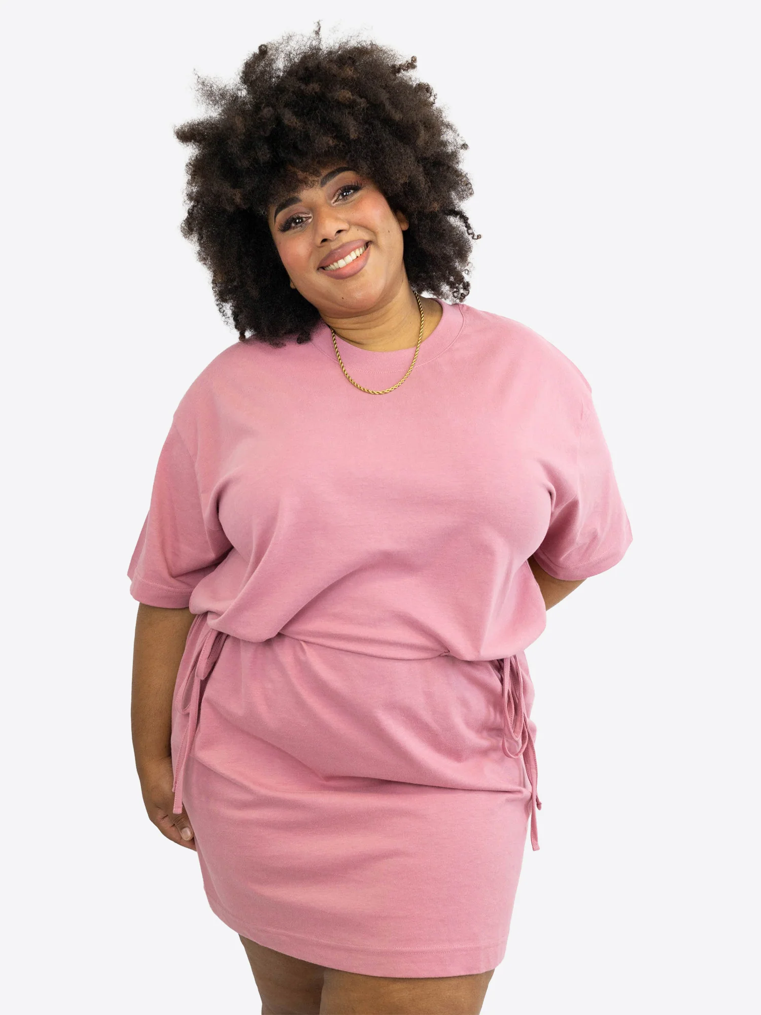 T-Shirt-Kleid mit Schleifen-Bindung – Rouge