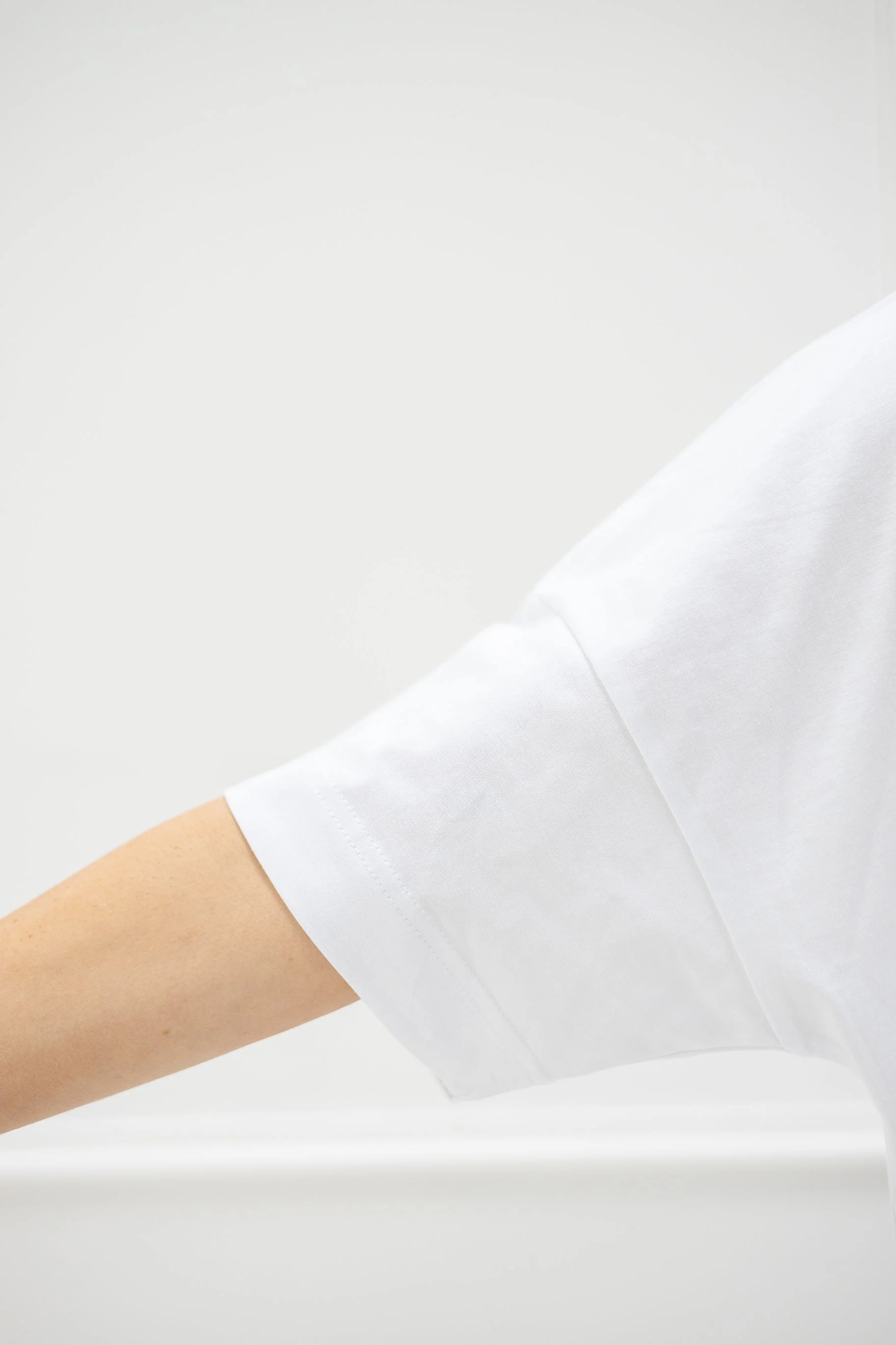 T-Shirt "NYC" – White - Image 4
