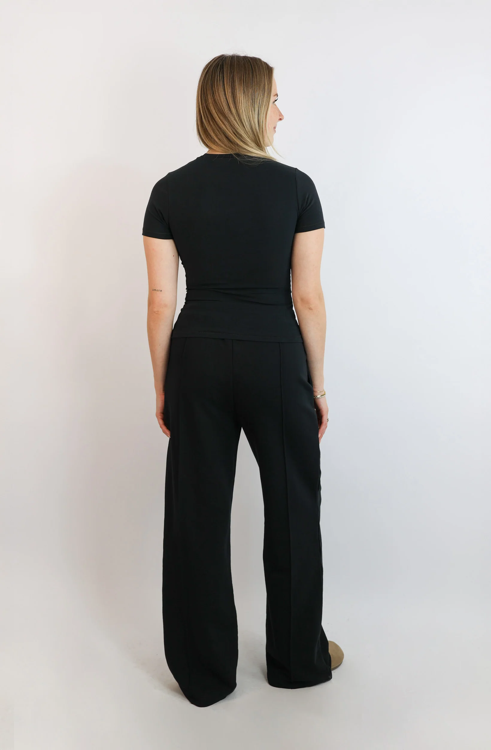 Slim T-Shirt – Schwarz - Image 3
